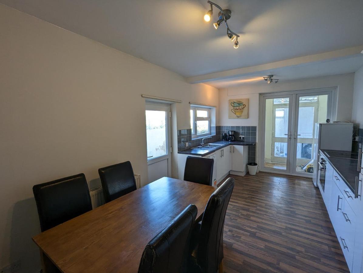 5 Bed Terraced Family Home Bristol + Parking 외부 사진